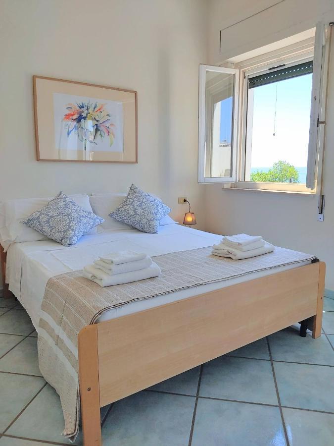 Reale Apartments Terracina Buitenkant foto